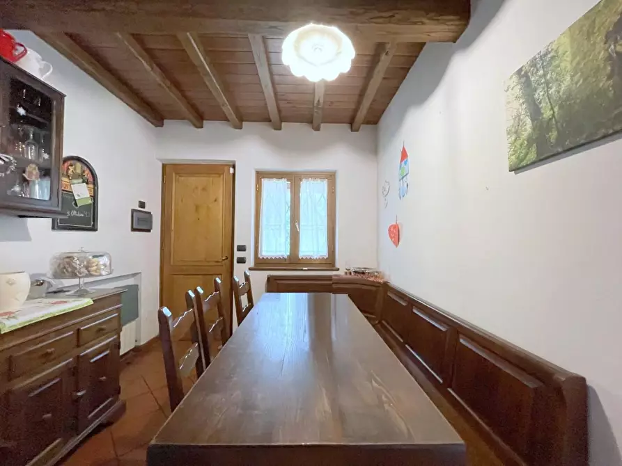 Immagine 18 di Casa indipendente in vendita  a Camaiore