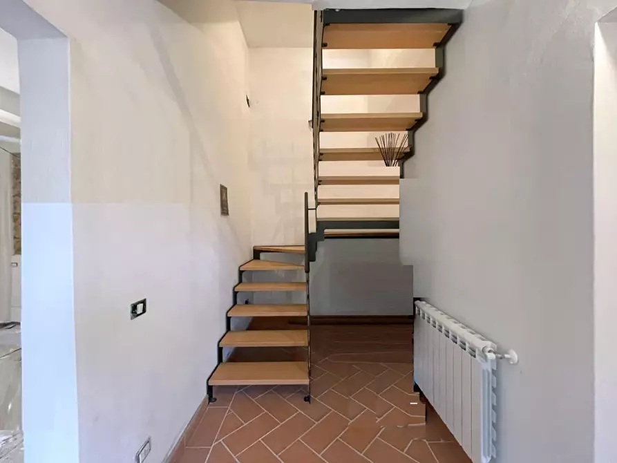 Immagine 2 di Casa indipendente in vendita  a Camaiore