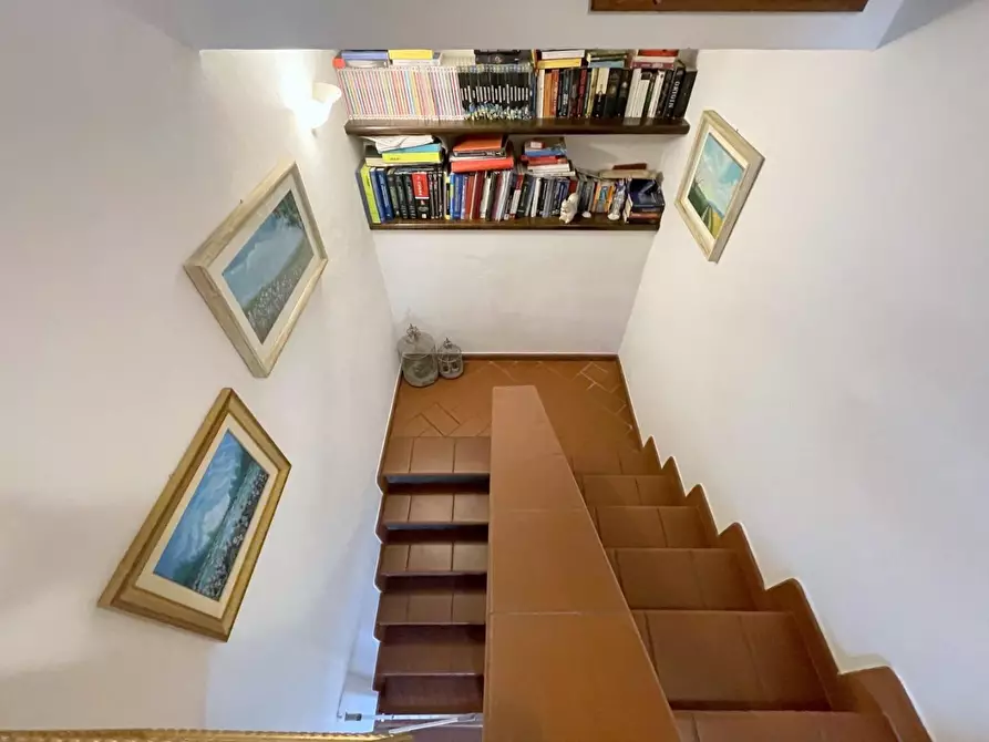 Immagine 52 di Casa indipendente in vendita  a Camaiore