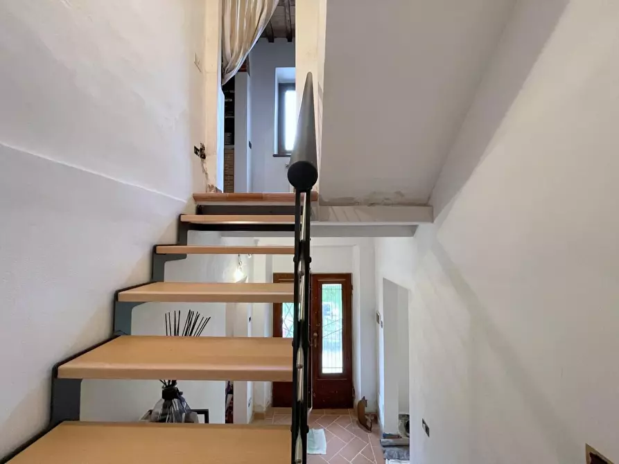 Immagine 15 di Casa indipendente in vendita  a Camaiore