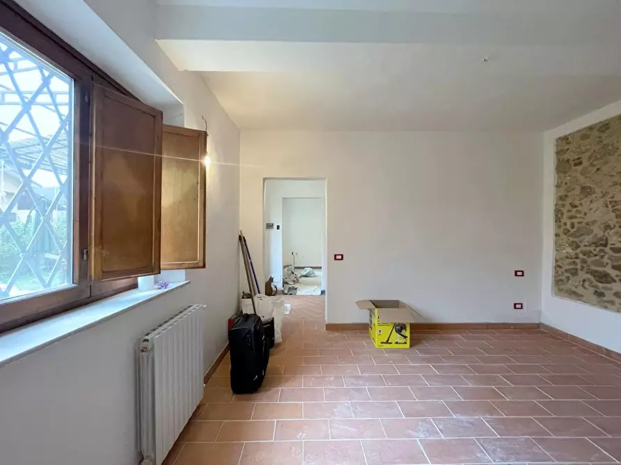 Immagine 10 di Casa indipendente in vendita  a Camaiore