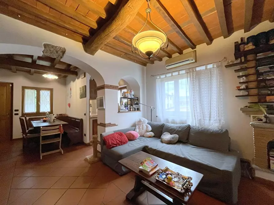 Immagine 23 di Casa indipendente in vendita  a Camaiore