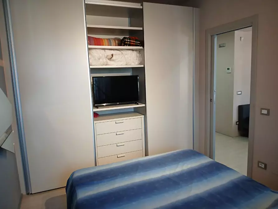 Immagine 21 di Appartamento in affitto  a Pisa