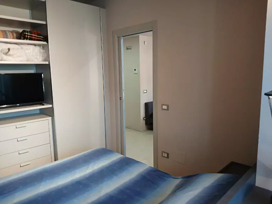 Immagine 22 di Appartamento in affitto  a Pisa