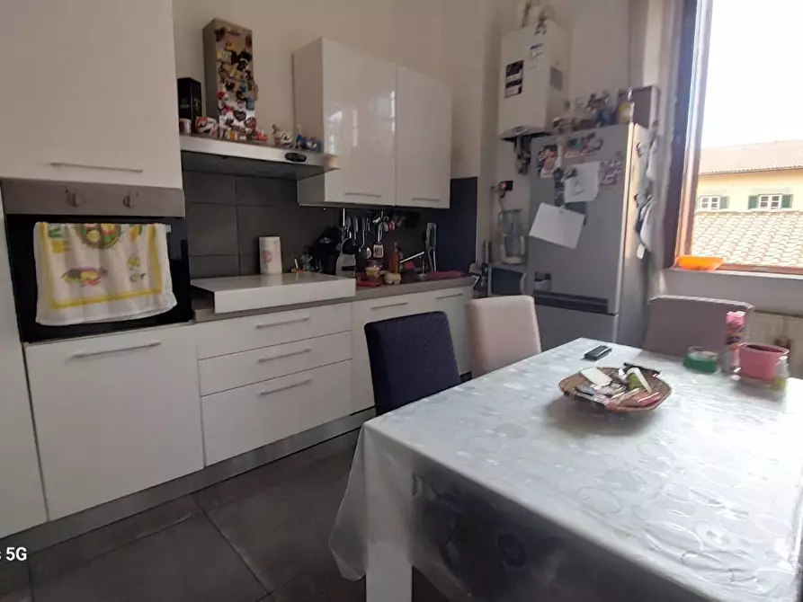 Immagine 6 di Appartamento in vendita  a Livorno