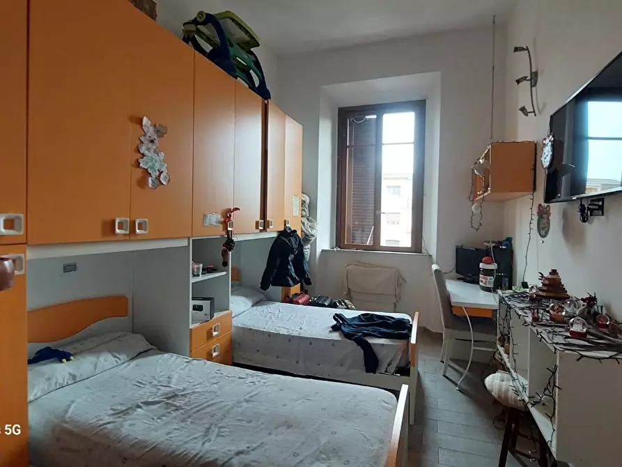 Immagine 11 di Appartamento in vendita  a Livorno