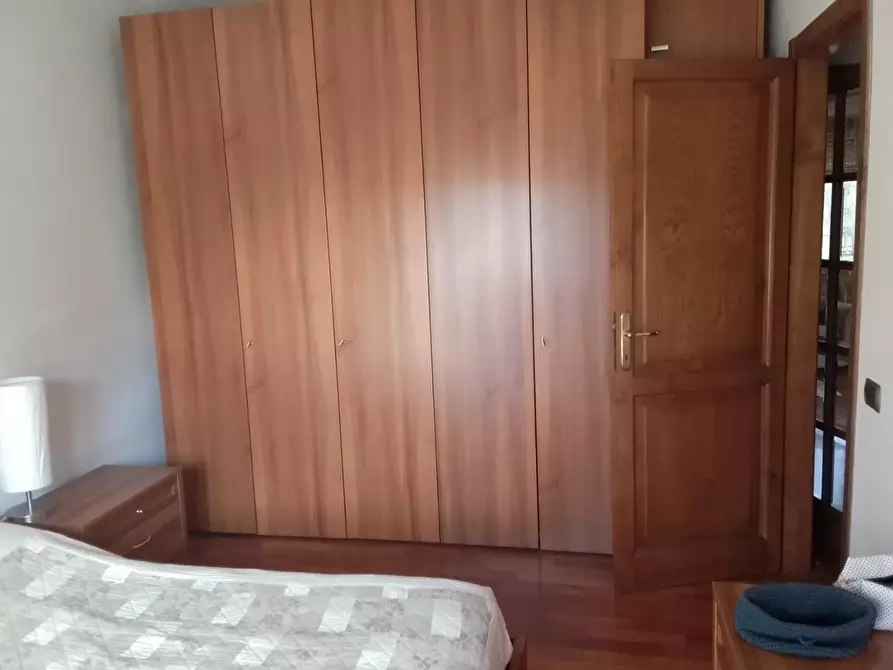 Immagine 7 di Appartamento in vendita  a Massa