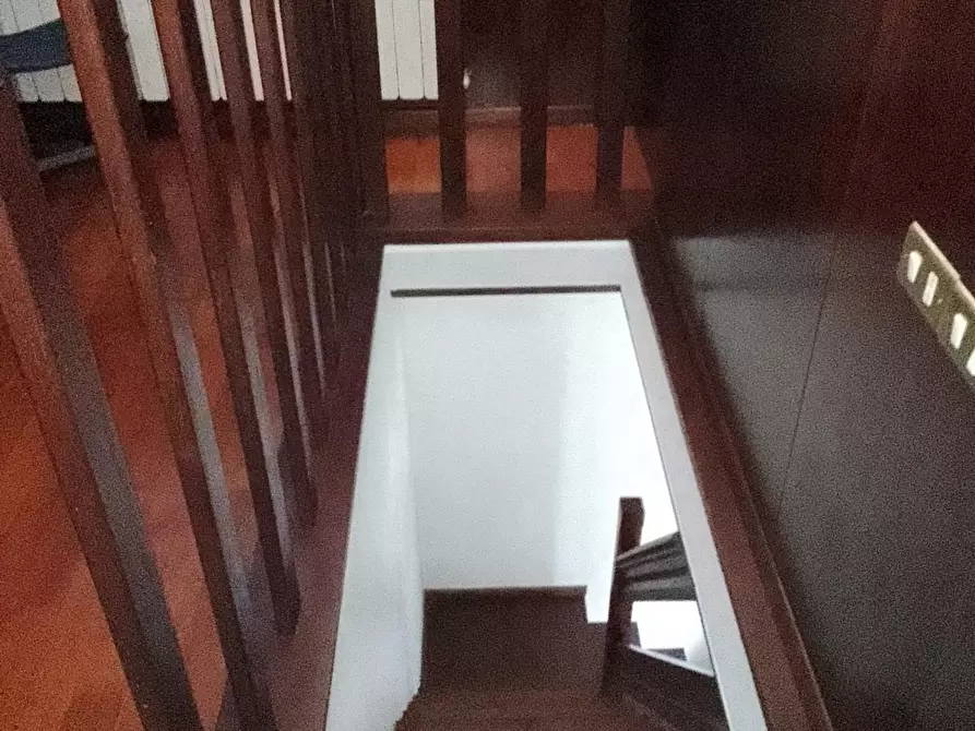 Immagine 12 di Appartamento in vendita  a Massa