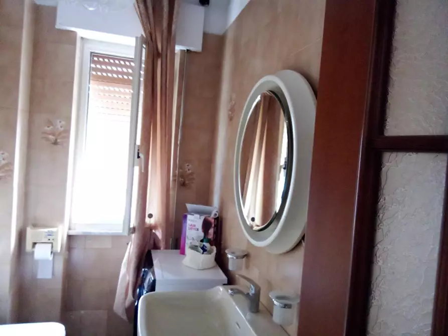 Immagine 24 di Appartamento in vendita  a Carrara