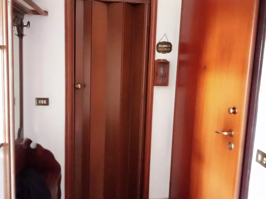 Immagine 7 di Appartamento in vendita  a Carrara