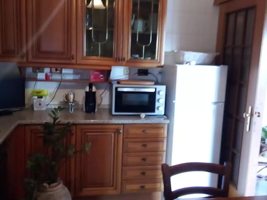 Immagine 3 di Appartamento in vendita  a Carrara