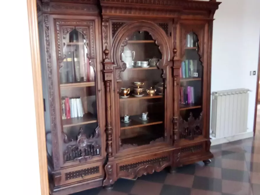 Immagine 9 di Appartamento in vendita  a Carrara