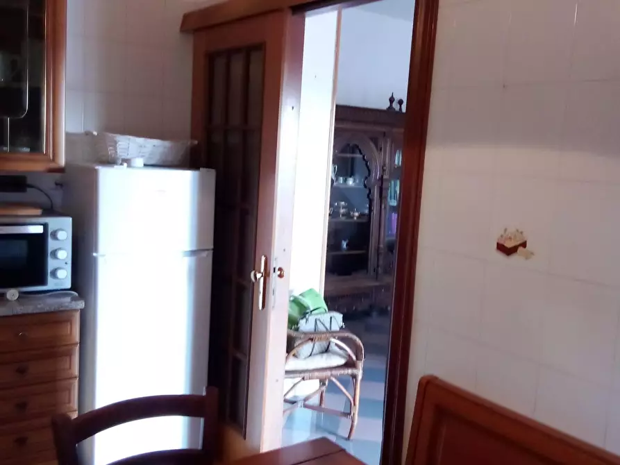 Immagine 5 di Appartamento in vendita  a Carrara