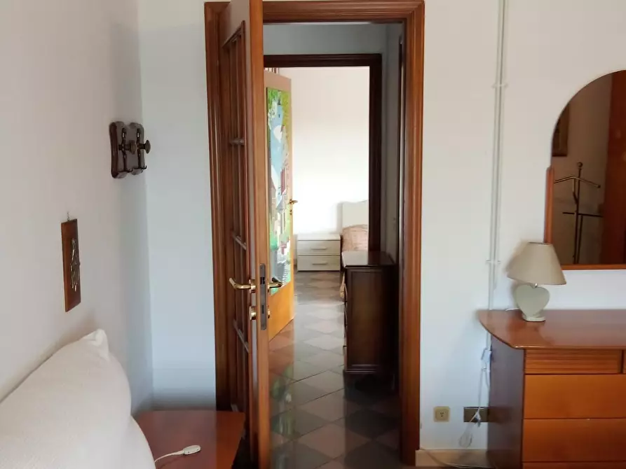 Immagine 15 di Appartamento in vendita  a Carrara