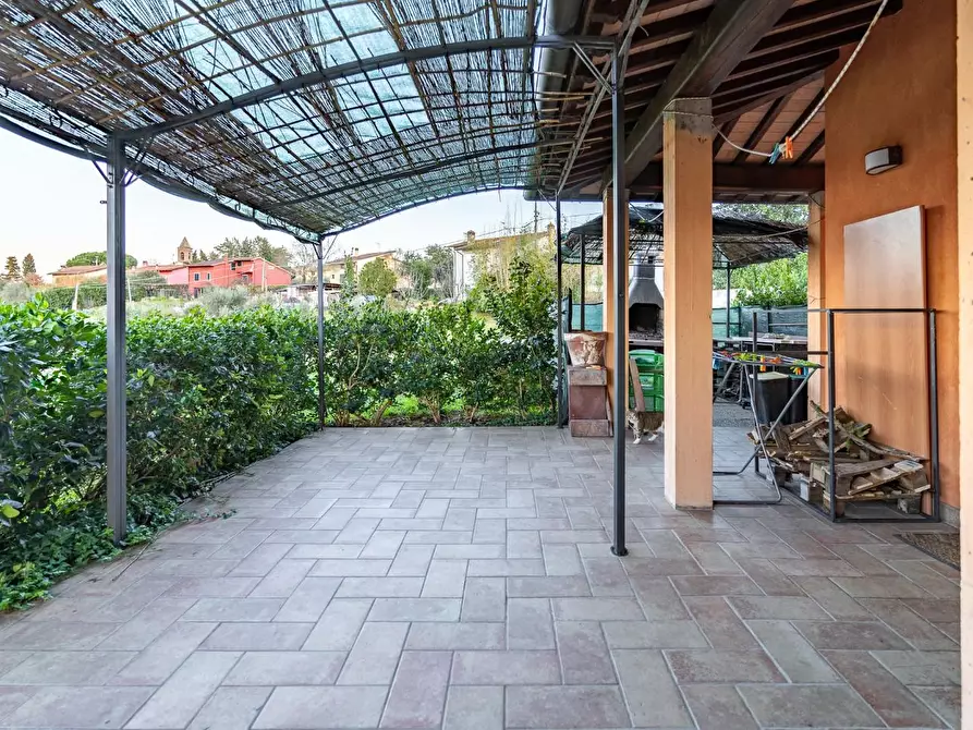 Immagine 10 di Villa in vendita  a San Miniato