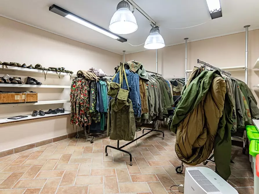 Immagine 41 di Villa in vendita  a San Miniato