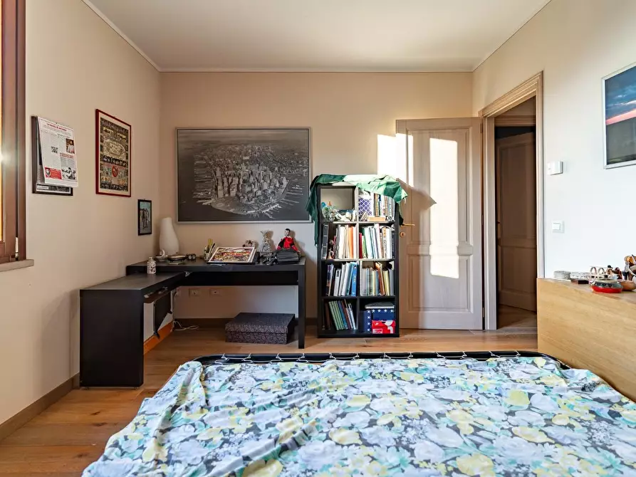 Immagine 38 di Villa in vendita  a San Miniato