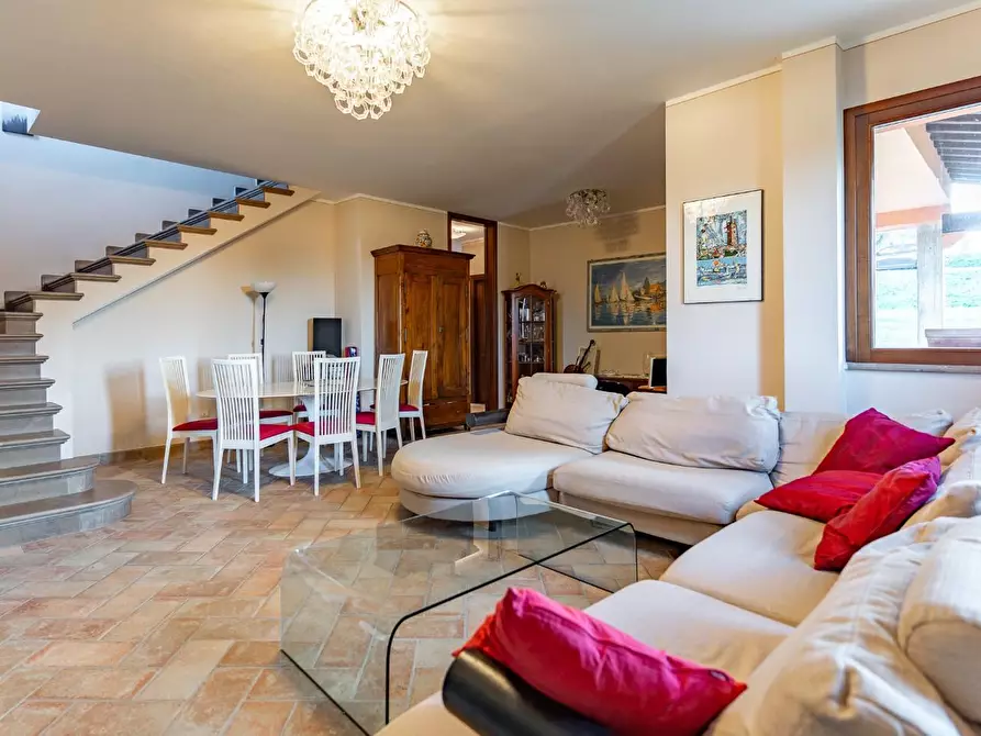 Immagine 6 di Villa in vendita  a San Miniato