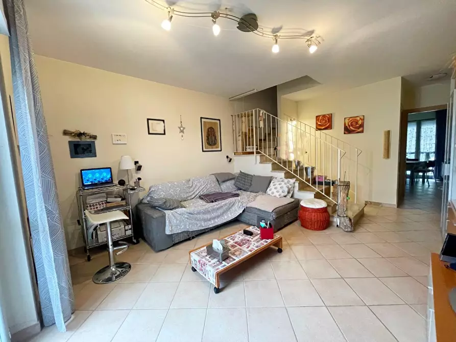 Immagine 1 di Terratetto in vendita  a Poggibonsi