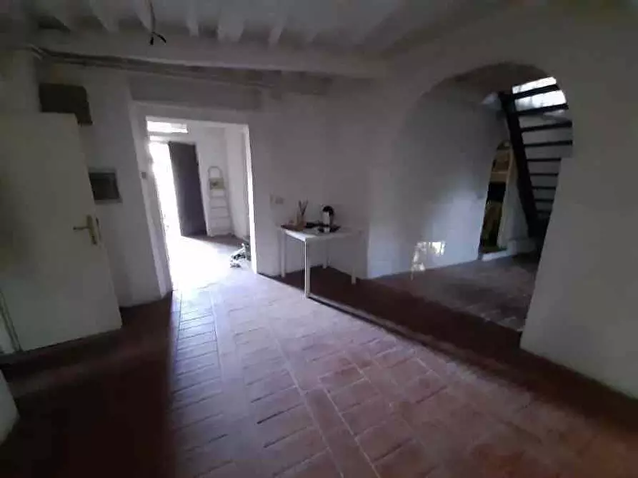 Immagine 27 di Rustico / casale in vendita  a Camaiore