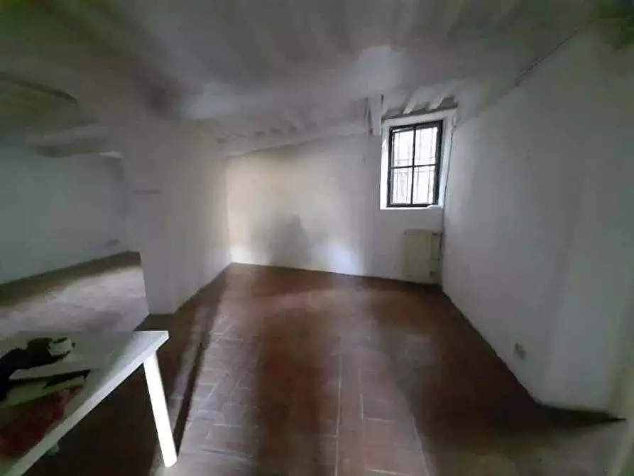 Immagine 24 di Rustico / casale in vendita  a Camaiore