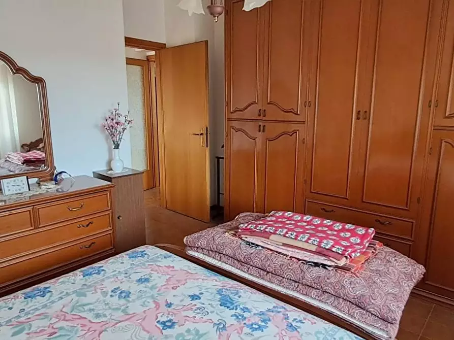 Immagine 11 di Appartamento in vendita  a Cecina