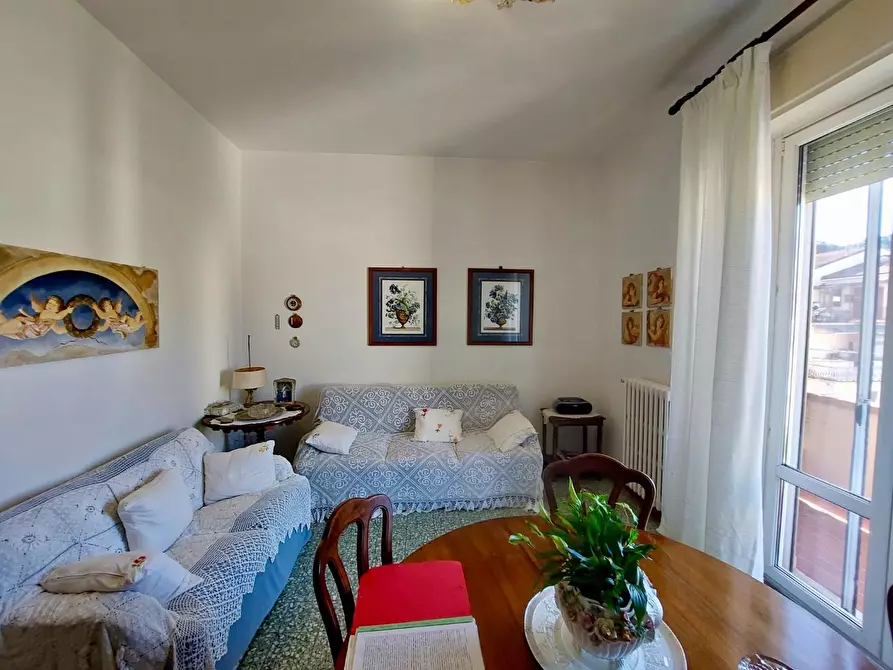 Immagine 24 di Appartamento in vendita  a Viareggio