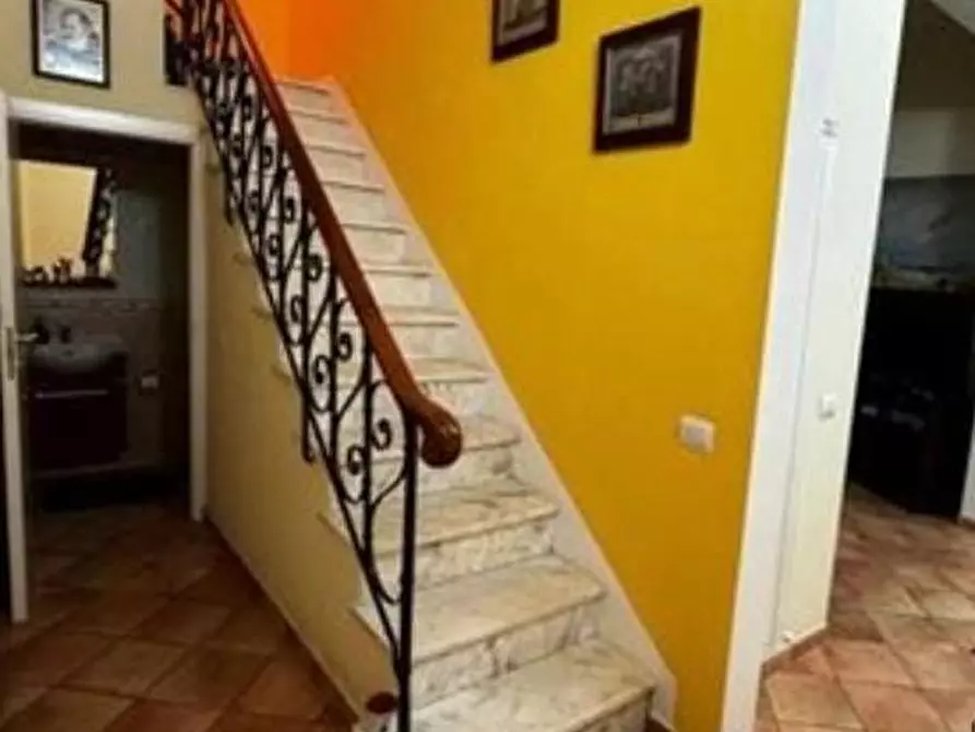 Immagine 30 di Villa in vendita  a Viareggio