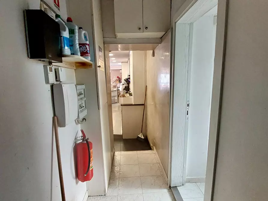 Immagine 11 di Bar / Ristorante in vendita  a Viareggio