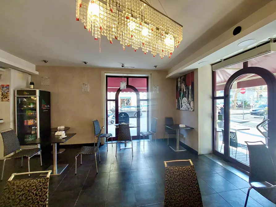 Immagine 19 di Bar / Ristorante in vendita  a Viareggio