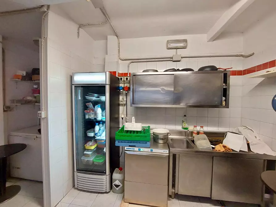 Immagine 6 di Bar / Ristorante in vendita  a Viareggio