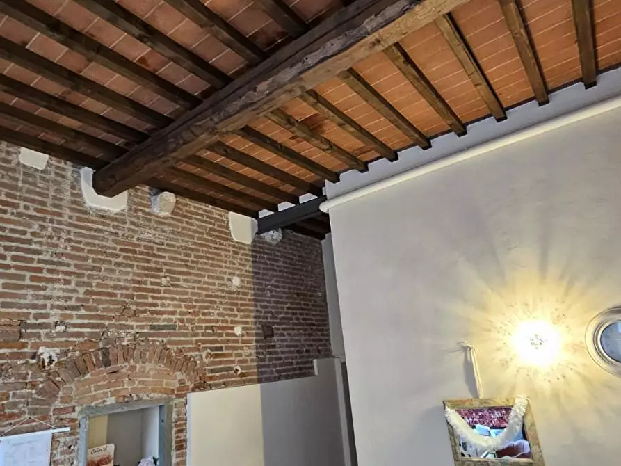 Immagine 4 di Locale commerciale in affitto  a Pisa