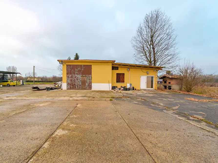 Immagine 5 di Casa indipendente in vendita  a Modena