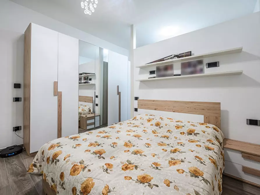 Immagine 37 di Casa indipendente in vendita  a Modena