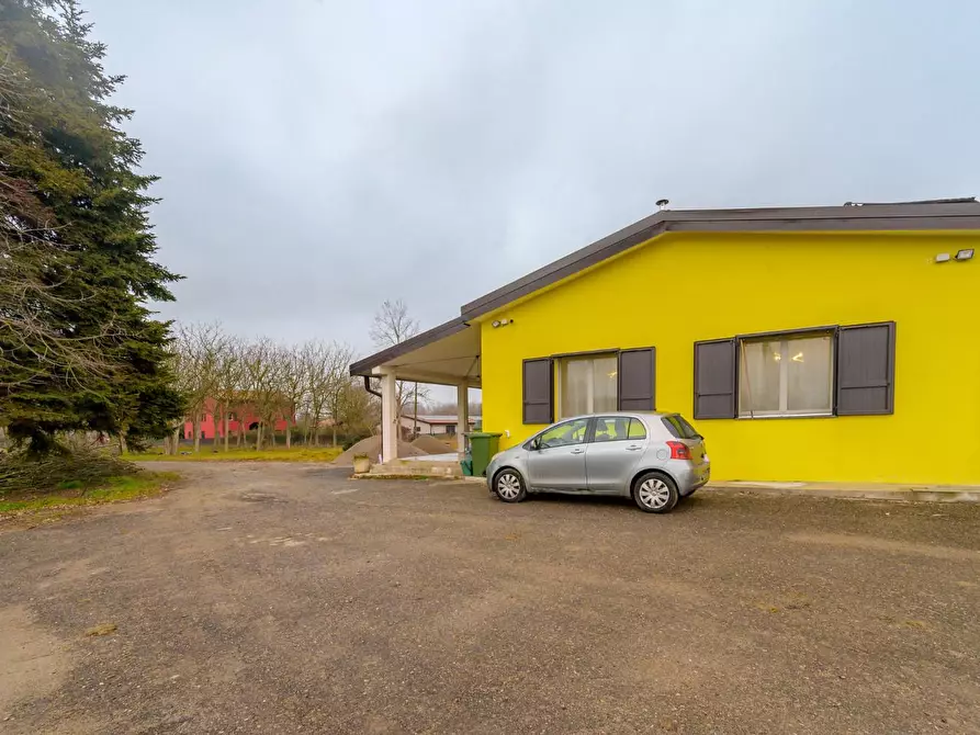 Immagine 15 di Casa indipendente in vendita  a Modena