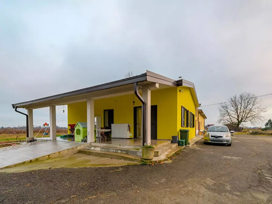 Immagine 10 di Casa indipendente in vendita  a Modena