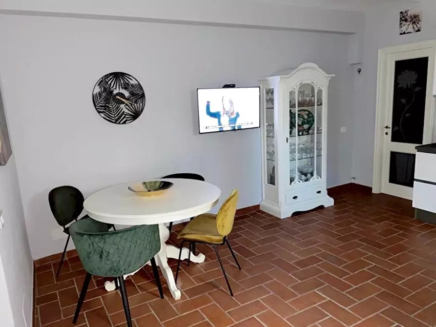 Immagine 5 di Appartamento in vendita  a San Giuliano Terme