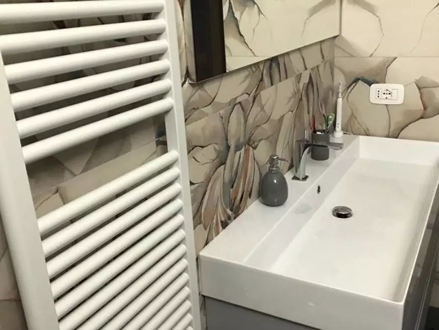 Immagine 13 di Appartamento in vendita  a San Giuliano Terme