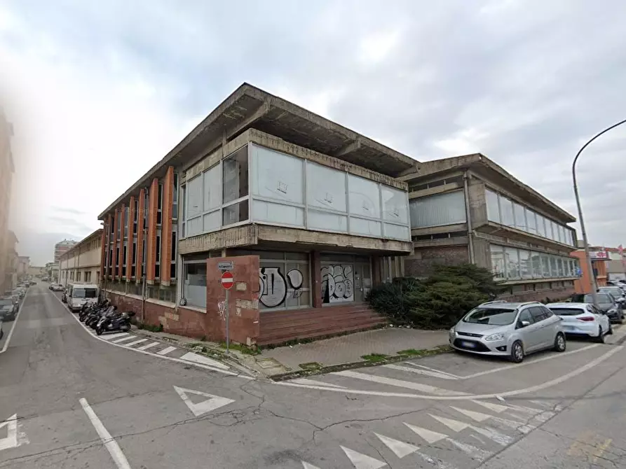 Immagine 2 di Attività artigianale in vendita  a Cascina