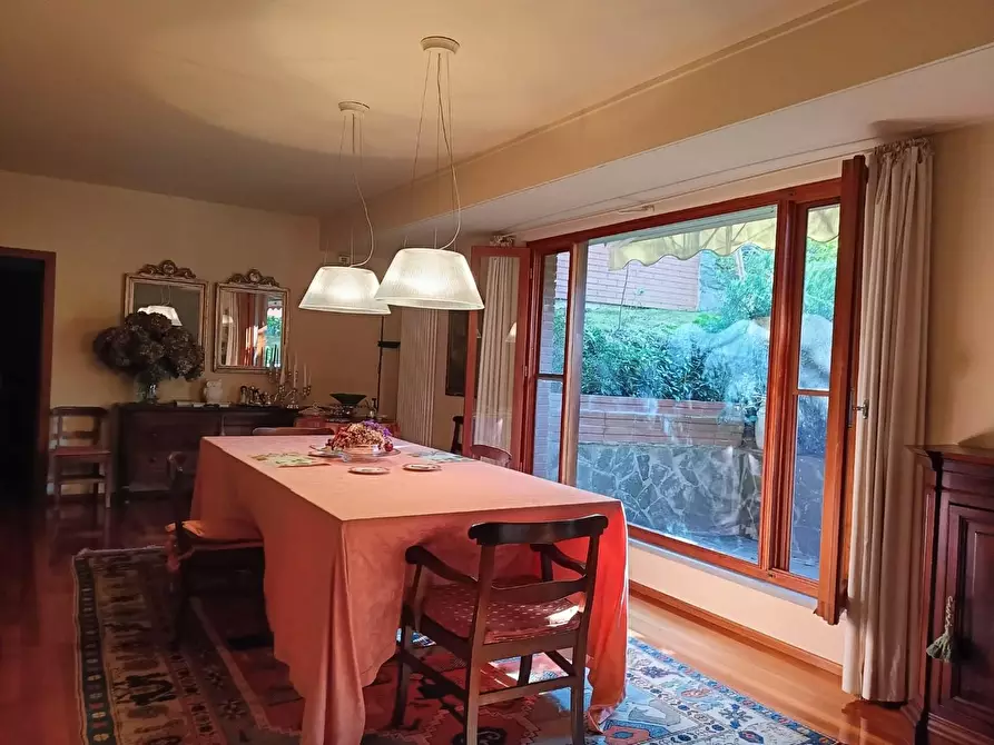 Immagine 18 di Villa in vendita  a Collesalvetti