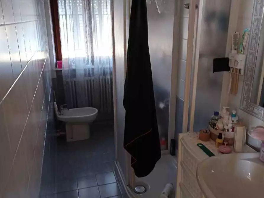 Immagine 63 di Villa in vendita  a Carrara