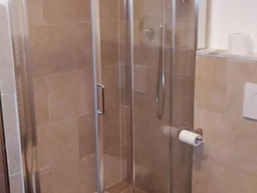 Immagine 28 di Villa in vendita  a Carrara