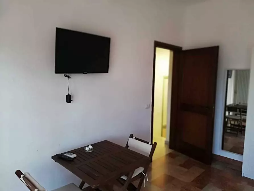 Immagine 26 di Villa in vendita  a Carrara