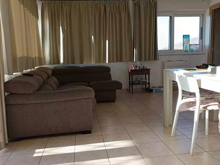 Immagine 44 di Villa in vendita  a Carrara