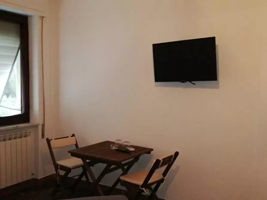 Immagine 27 di Villa in vendita  a Carrara