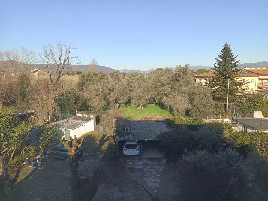 Immagine 65 di Villa in vendita  a Carrara