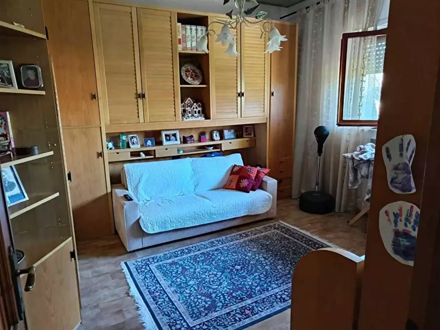 Immagine 61 di Villa in vendita  a Carrara