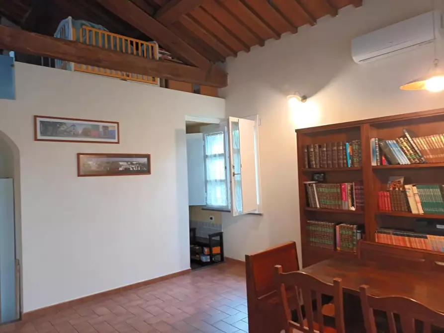 Immagine 3 di Villetta a schiera in vendita  a San Giuliano Terme