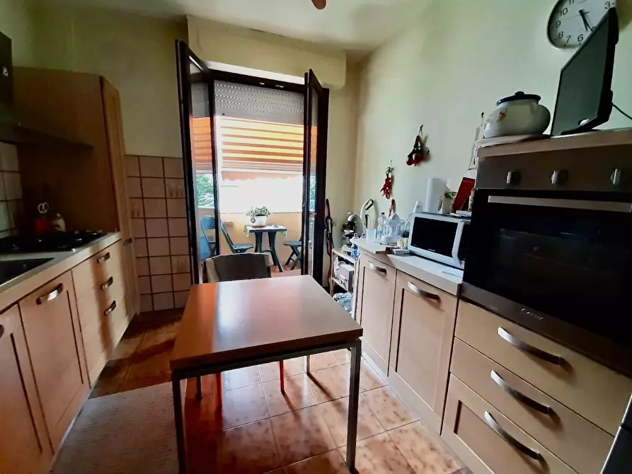 Immagine 2 di Appartamento in vendita  a Pisa