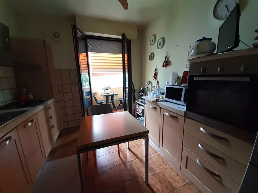 Immagine 13 di Appartamento in vendita  a Pisa